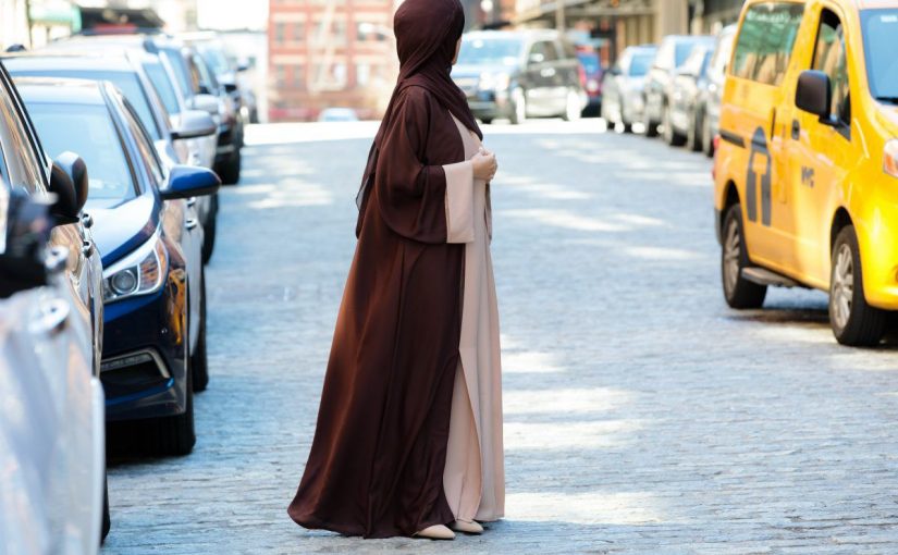 ما هو تفسير شراء العباية في المنام ومعناه في الخير والشر