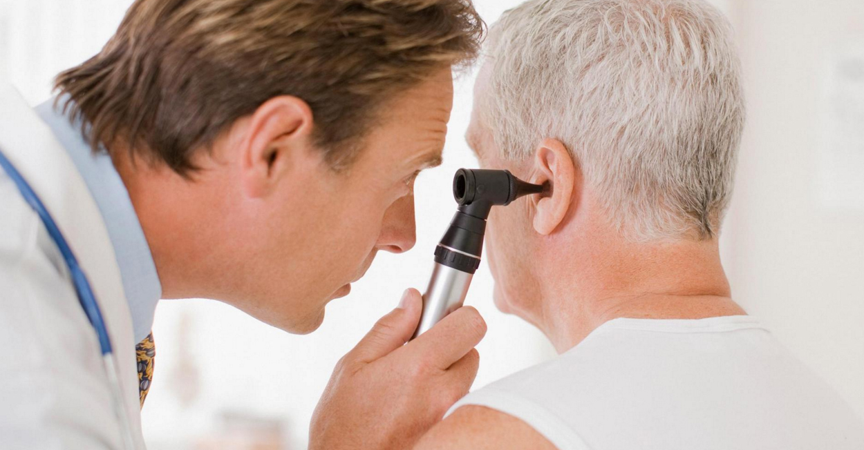 تجربتي مع ثقب طبلة الأذن .. كيفية علاج ثقبة الأذن مجرب