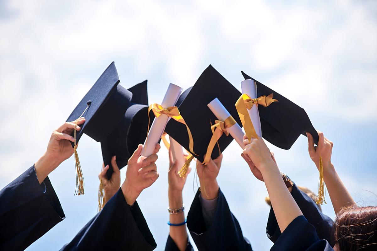 افضل التخصصات الجامعية في السعودية للبنات تتناسب مع رؤية 2030