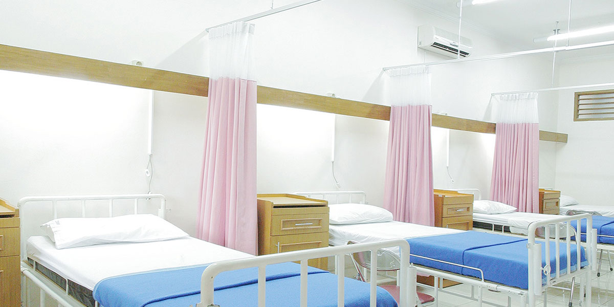 مستشفى الملك عبدالله بن عبدالعزيز الجامعي فتح ملف للطالبات والطلبة