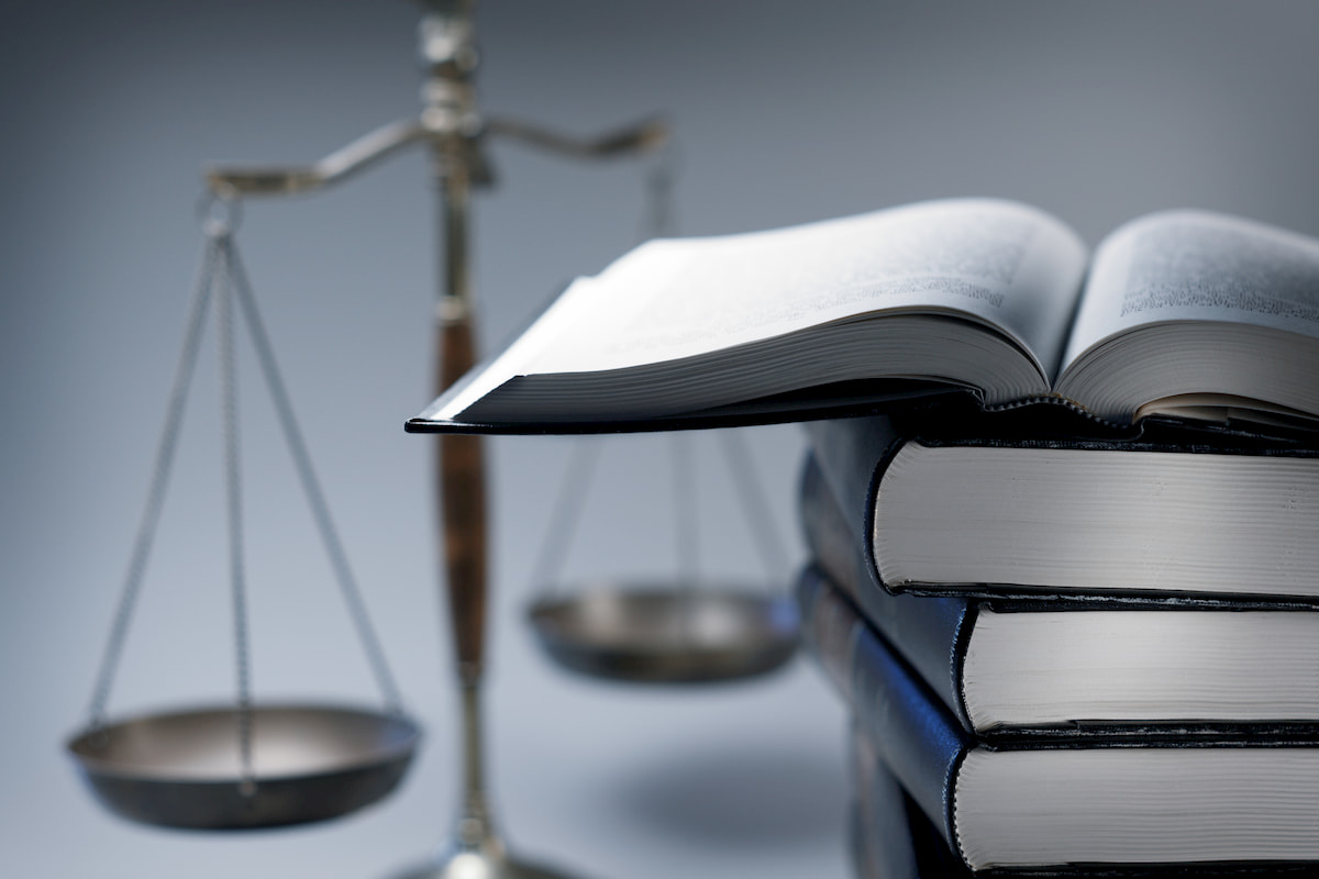 الخطط والإجراءات والأعمال التي تتخذها الدولة لتحقيق الاستقرار السياسي