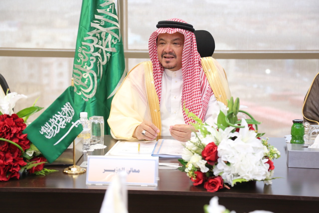 سبب اعفاء محمد بنتن من وزارة الحج