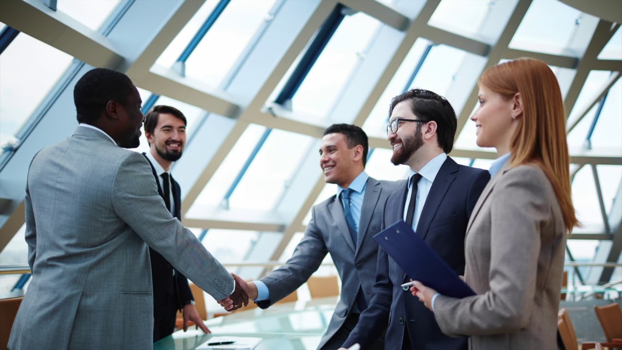 نموذج عقد شراكة بين طرفين الأول برأس المال والثاني بالجهد