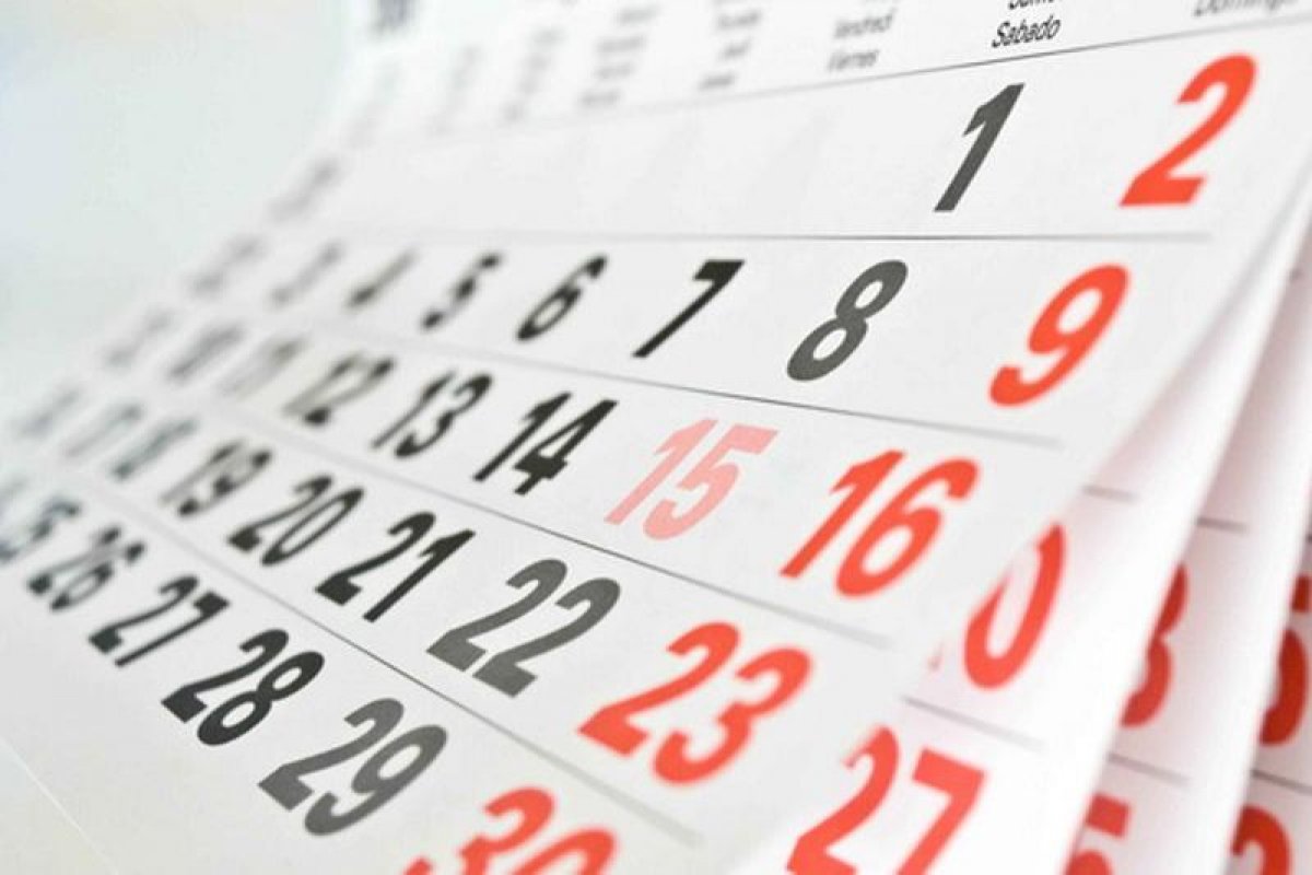 الأشهر الميلادية وعدد أيامها