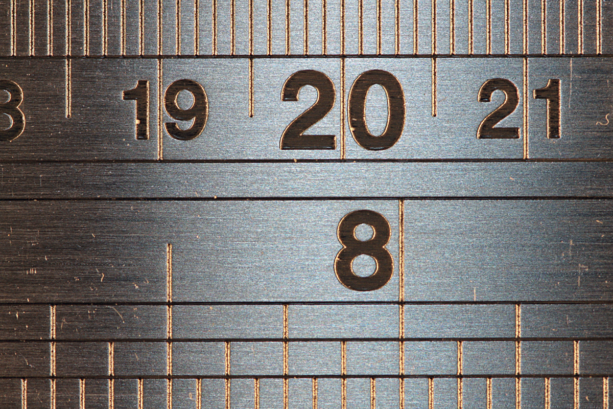 تقاس الزاوية بوحدة تسمى