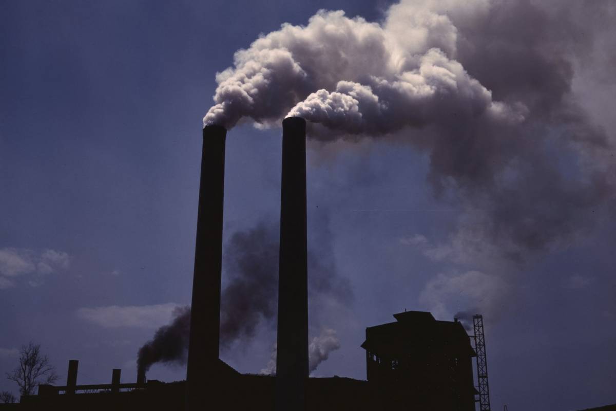 توجد ملوثات الهواء بكميات أكبر في المدينه منه في الريف صواب أو خطأ