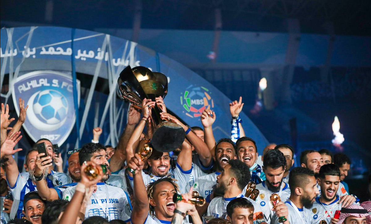 كم عدد بطولات الهلال السعودي 2021
