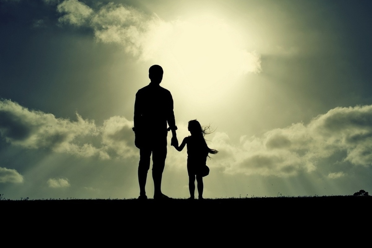 كلمات عن أول عيد بدون أبي قصيرة مؤثرة