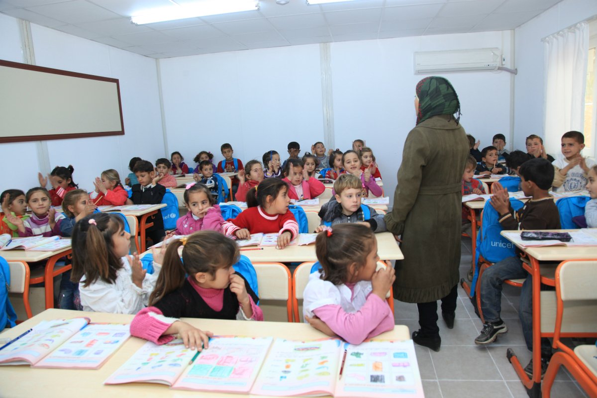 مريول المدرسة الجديد في السعودية 1445