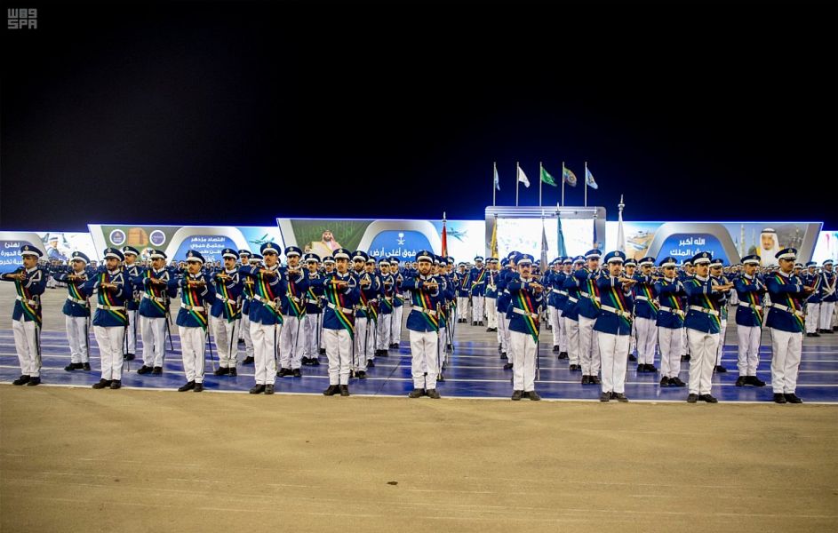 تخصصات وشروط تقديم كلية الملك فيصل الجوية 1445