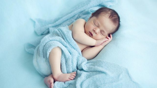 تجربتي مع انجاب طفل ذكر .. مين جربت طريقة الحمل بولد ونجحت