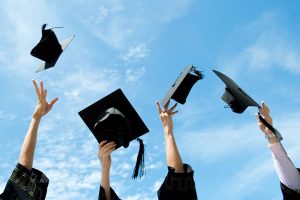 مميزات نظام البكالوريوس مميزات نظام البكالوريوس