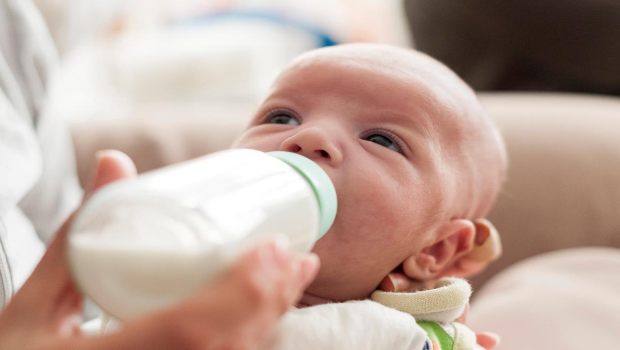 أفضل حليب للأطفال ناقصي الوزن 2024