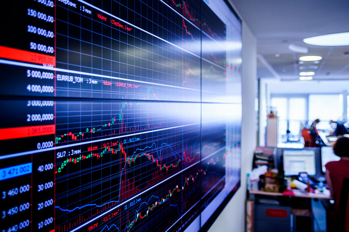 الفرق بين الاكتتاب والتداول