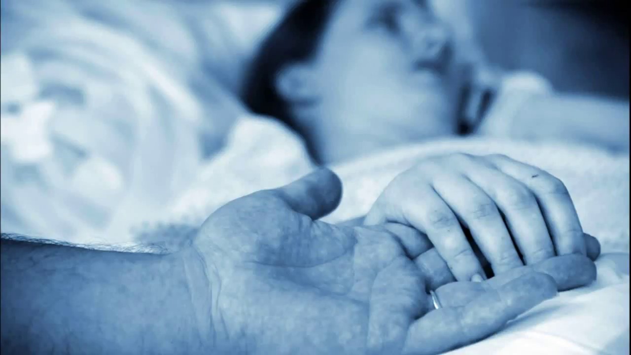 تفسير ضحك الميت مع الحي في المنام