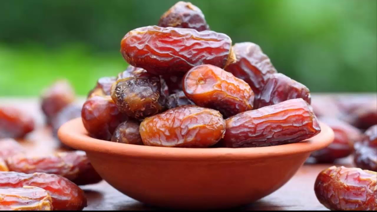 فوائد وأضرار التمر للحامل