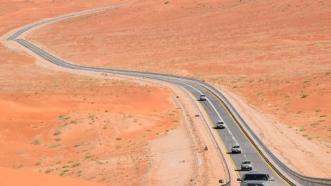 كم يختصر طريق عمان السعودية الجديد