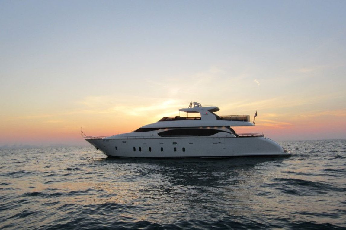 كيفية حجز دخول نادي اليخوت جدة 1445