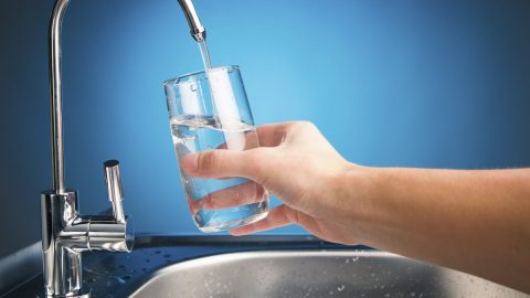 الطريقة الصحيحة لتقديم بلاغ عن انقطاع المياه 2024