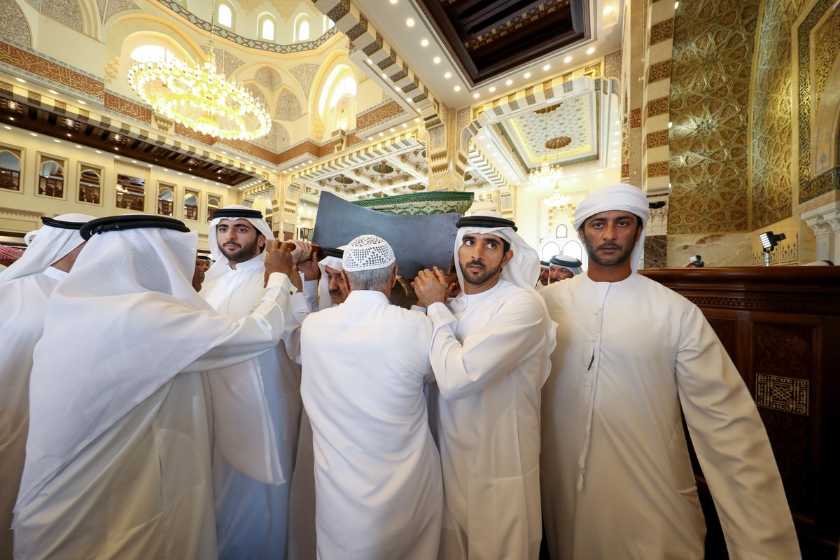 من الحقوق الواجبة للميت اتباع جنازته