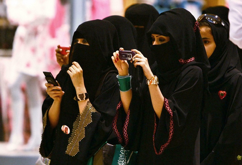 الزي الشعبي السعودي للنساء