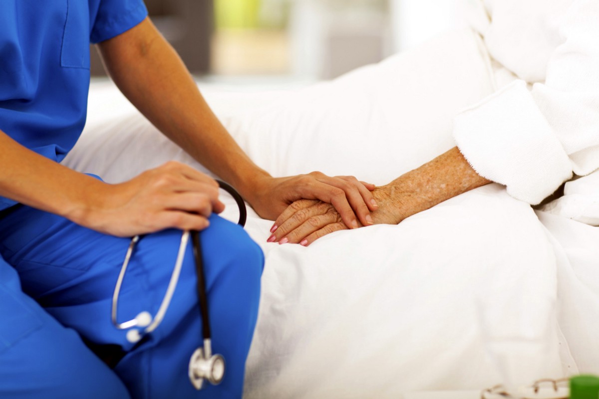 متى موعد يوم التمريض الخليجي 2024