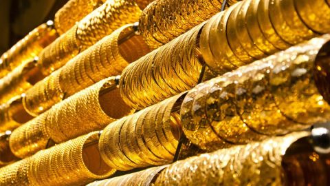 هل سينخفض سعر الذهب في العام 2022؟