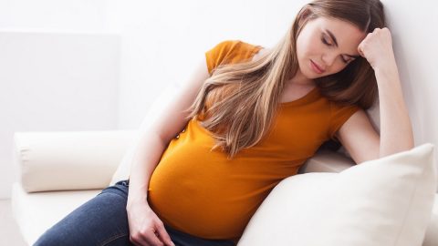 تجربتي مع قلة النوم عند الحامل في الأشهر الأولى