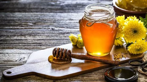 هل العسل يزيد الوزن ؟