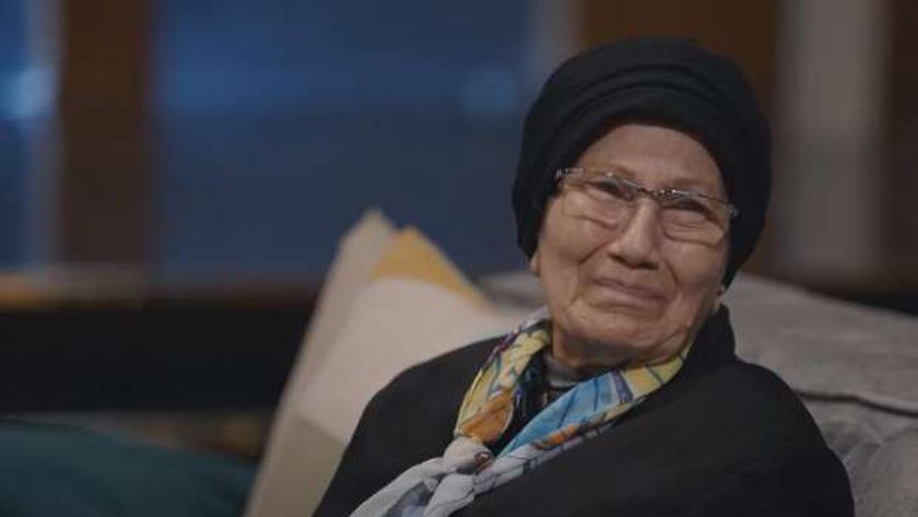 من هي عواطف حلمي السيرة الذاتية ويكيبديا