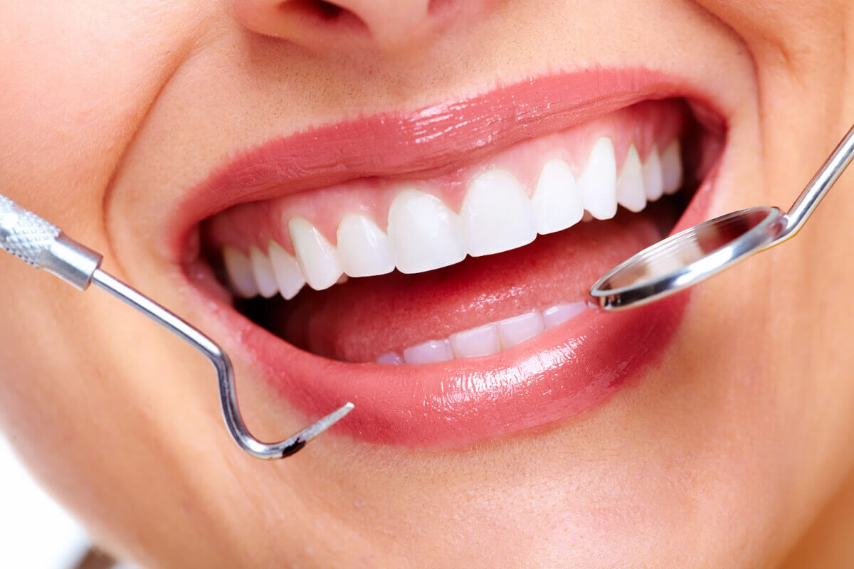 الفرق بين الزيركون والبورسلان من حيث الراحة