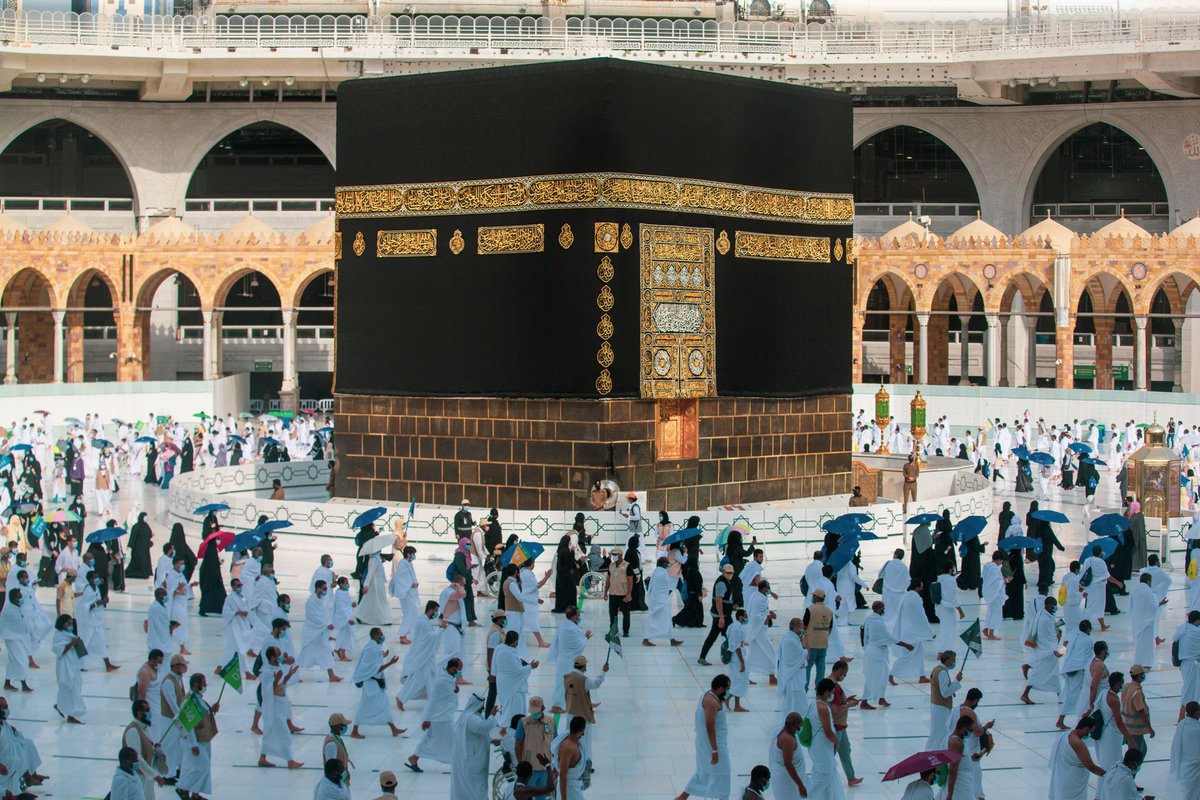كم يبلغ طول الكعبة