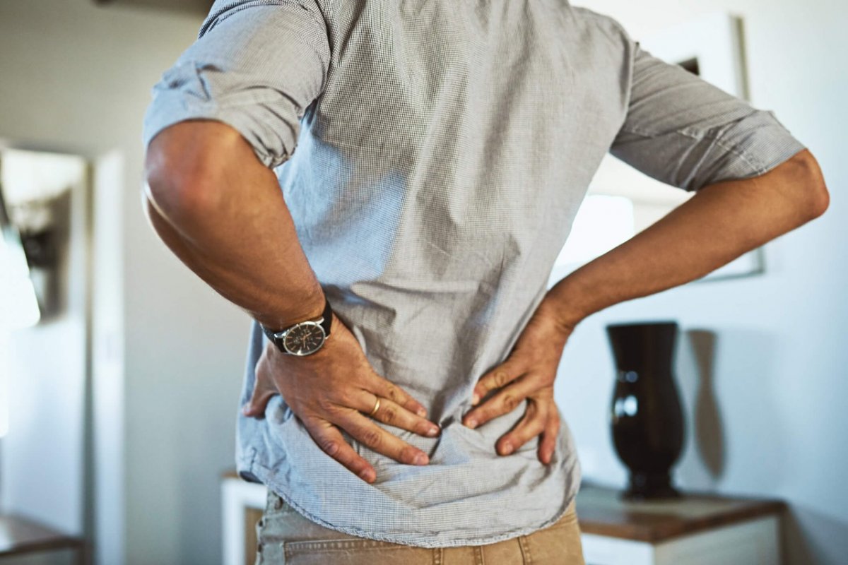 علاج ألم أسفل الظهر فوق المؤخرة