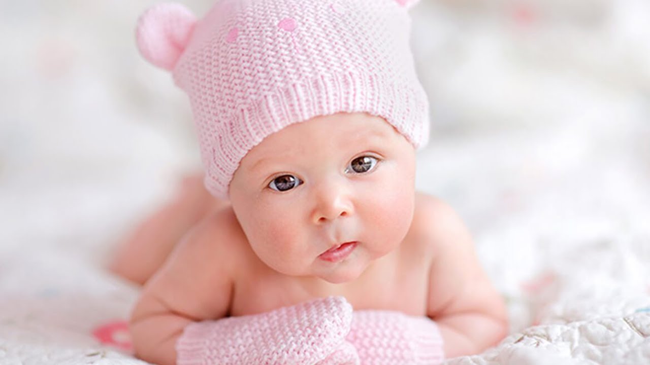 علاج تأخر التبرز عند حديثي الولادة