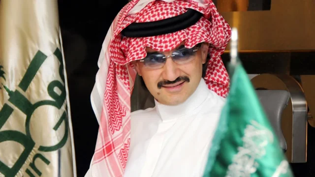 كيفية الاتصال بسمو الأمير الوليد بن طلال