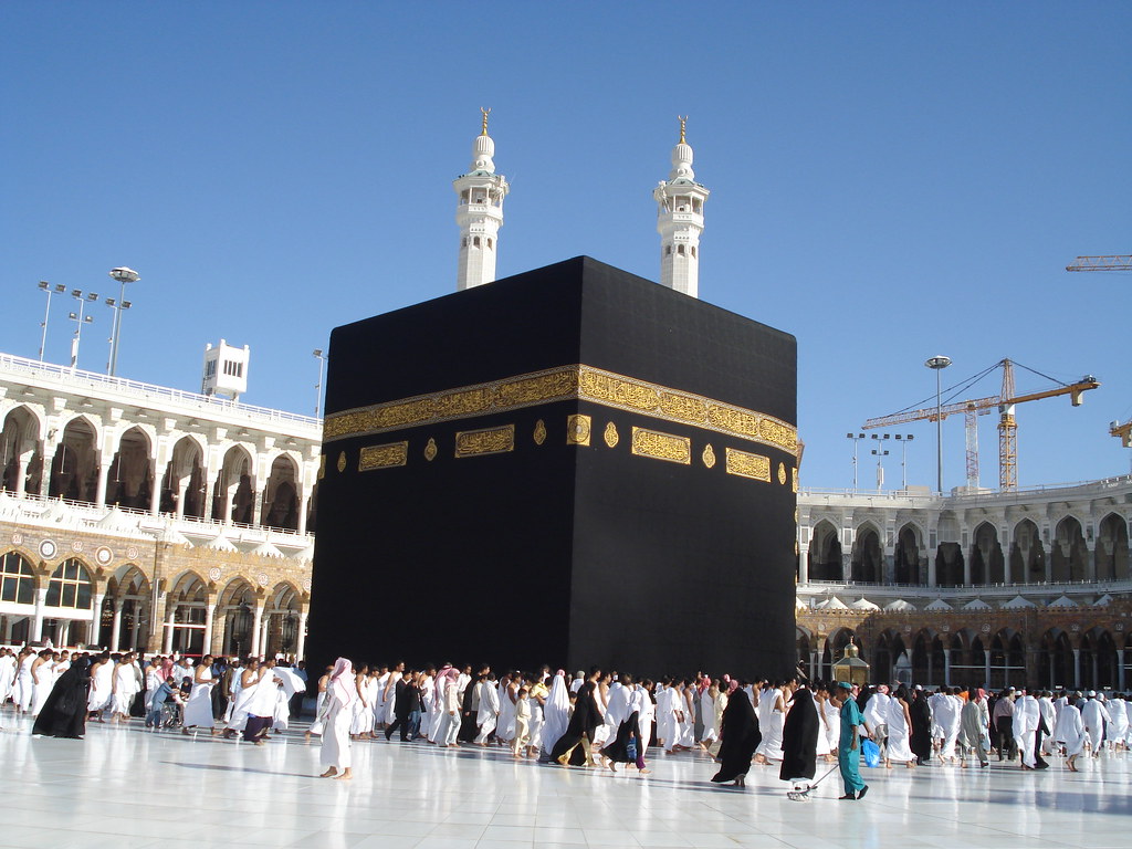 هل يجوز لبس الحذاء في السعي