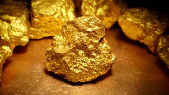 تفسير ضياع الذهب والعثور عليه في المنام