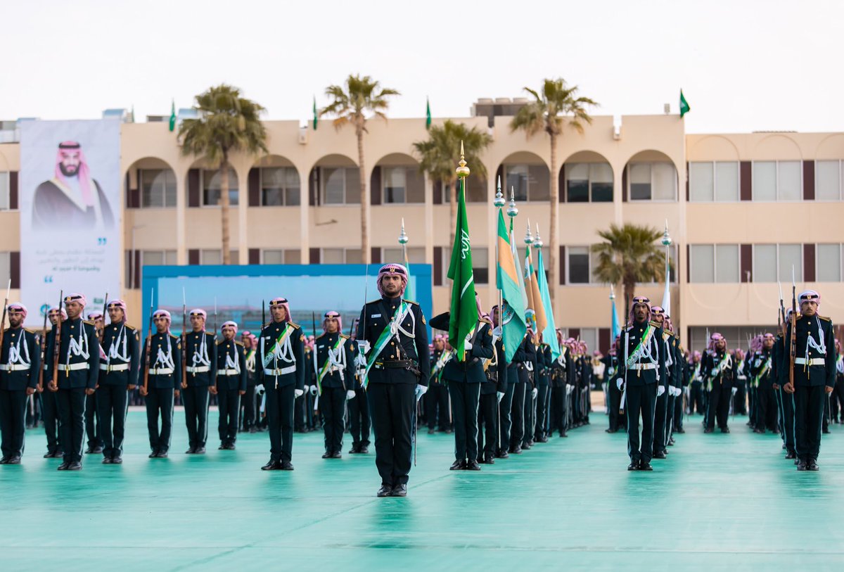 اين تقع كلية الملك خالد العسكرية