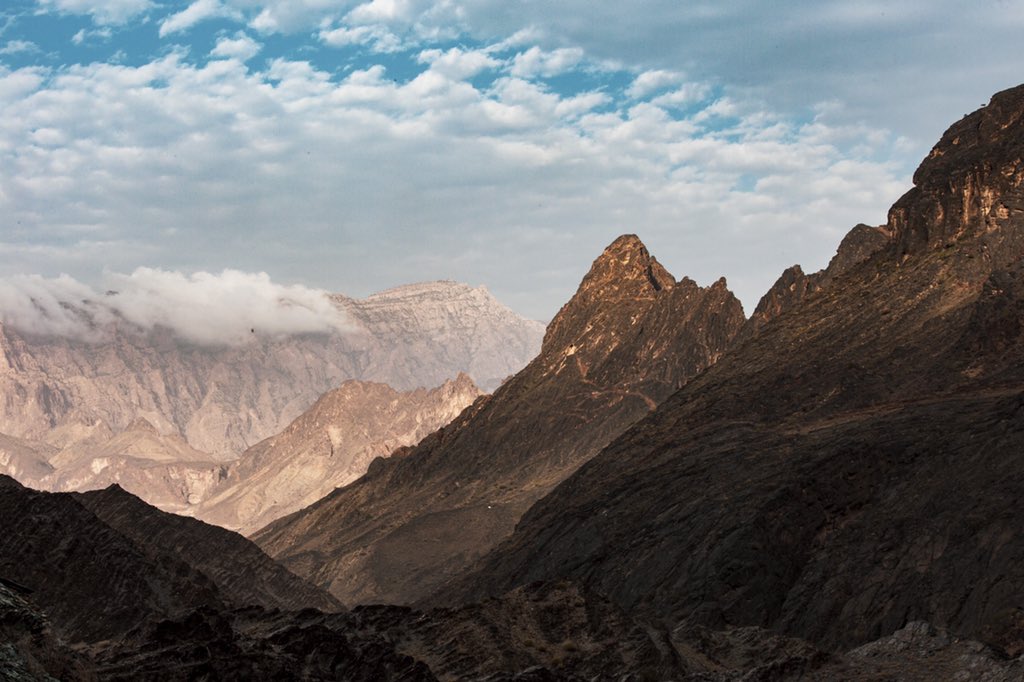 ما الحكمه من خلق الجبال الرواسي