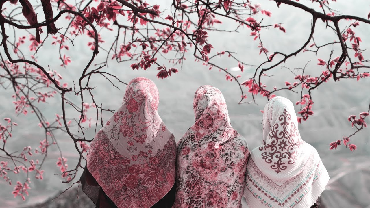 اية تدل على فرض الحجاب
