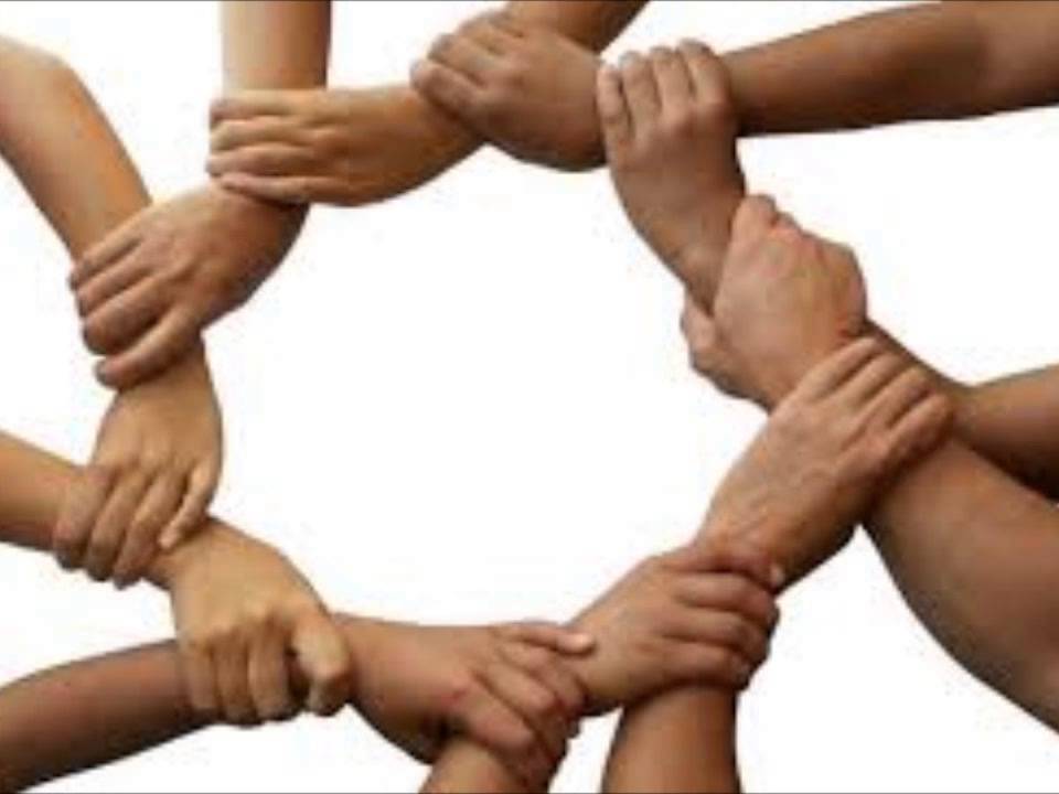 ايه تدل على التعاون