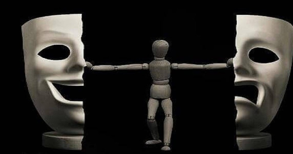 لماذا يكره الناس المنافق