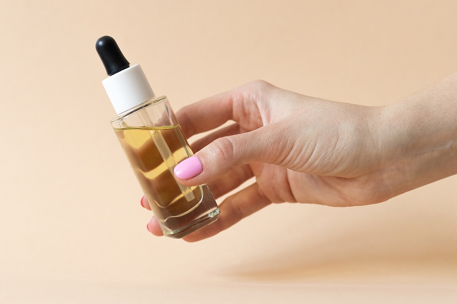 أضرار سيروم كريستال للشعر