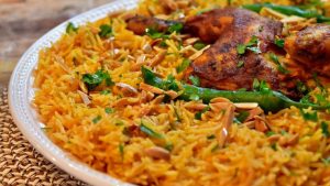 طريقة أرز بخاري بالدجاج في قدر الضغط