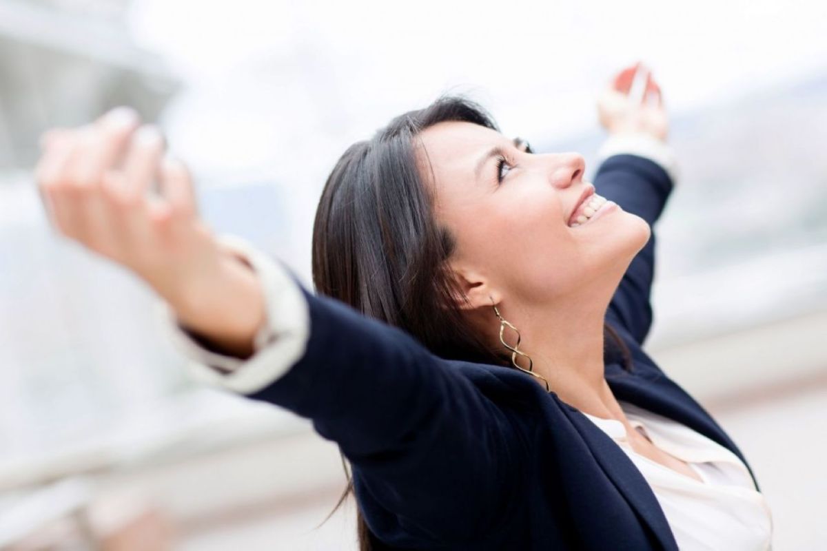 حكمه عن عزة النفس