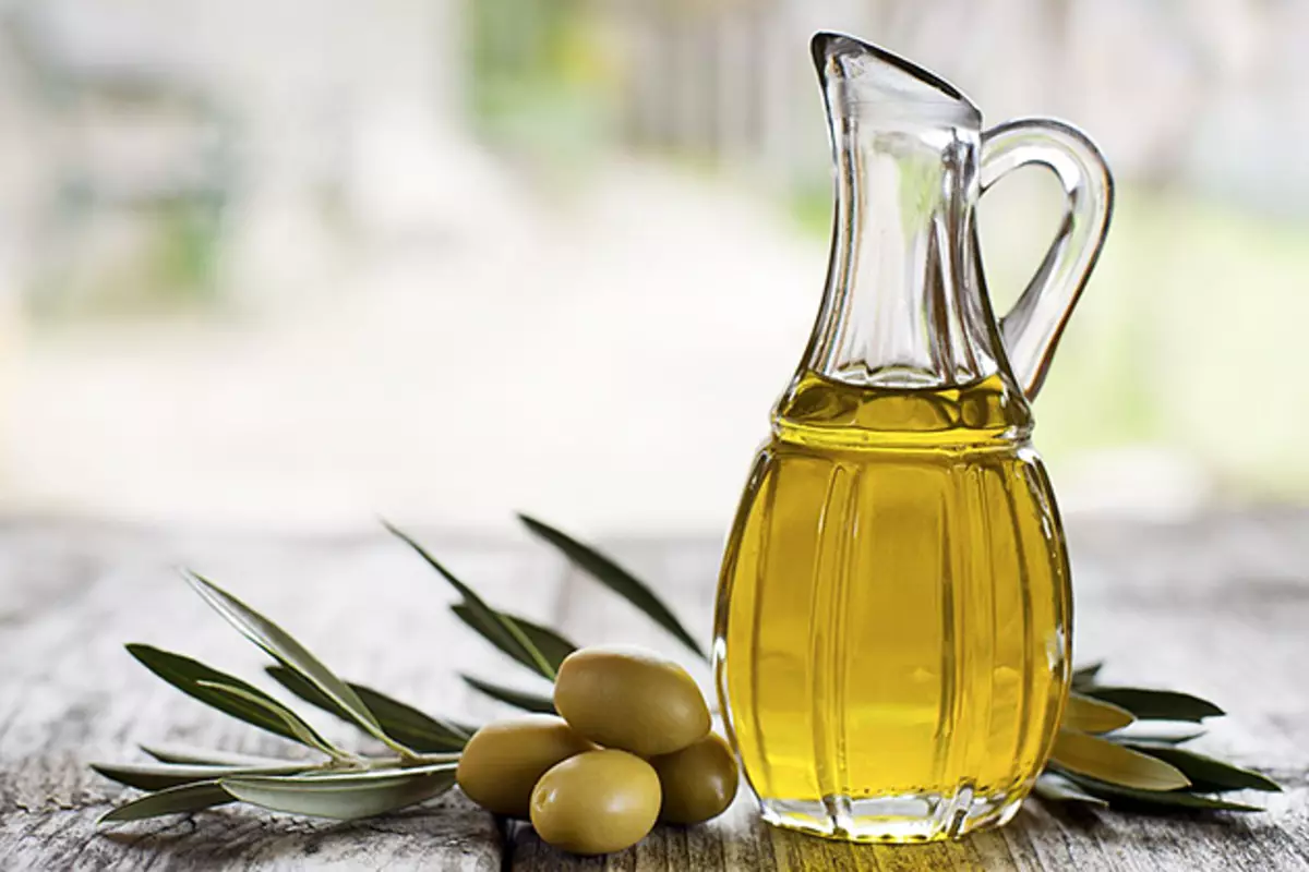 تجربتي مع دهن الجسم بزيت الزيتون للبشره ونتائج الاستخدام