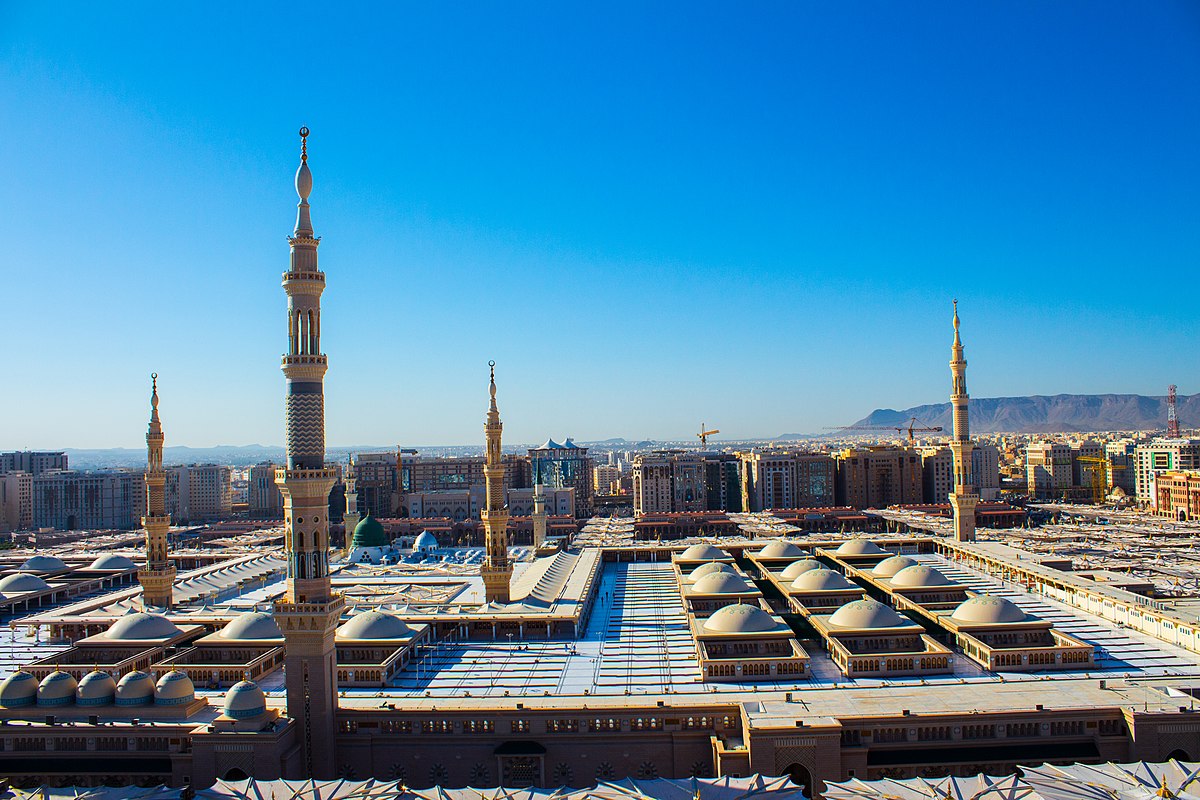 تفسير رؤيا زيارة المدينة في المنام .. تفسير رؤية المدينة المنورة في المنام