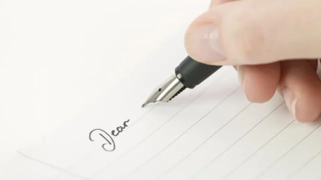 9 نماذج احترافية لرسائل الاعتذار الرسمية عن عدم الحضور