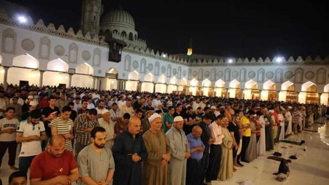دعاء التراويح اللهم اهدنا في الذين هديت