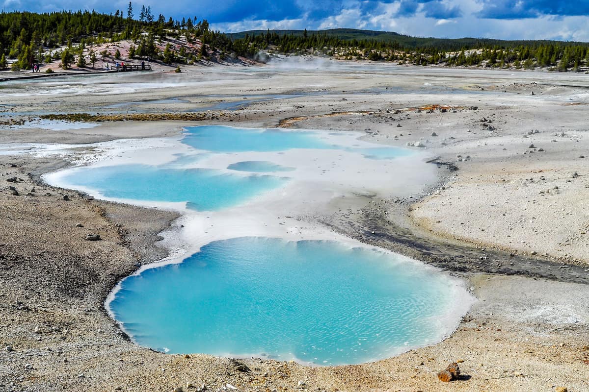 مانوع الطاقة التي يمكن الحصول عليها من ينابيع المياة الساخنة: مصدر للطاقة المتجددة
